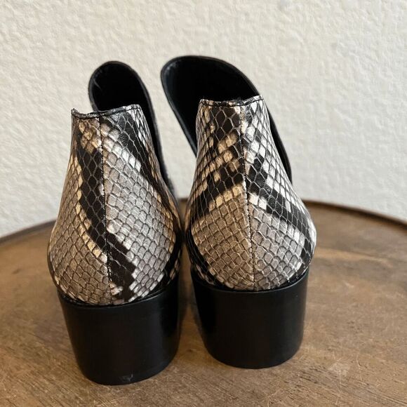 Marc Fisher LTD Yilda Snakeskin Leather Notched Ankle Boots Women's Size 7.5 M - Picture 9 of 10